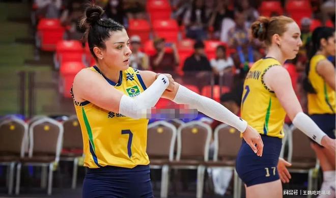 爱游戏官方入口-关于巴西女排队员火力全开，轻松击败对手的信息