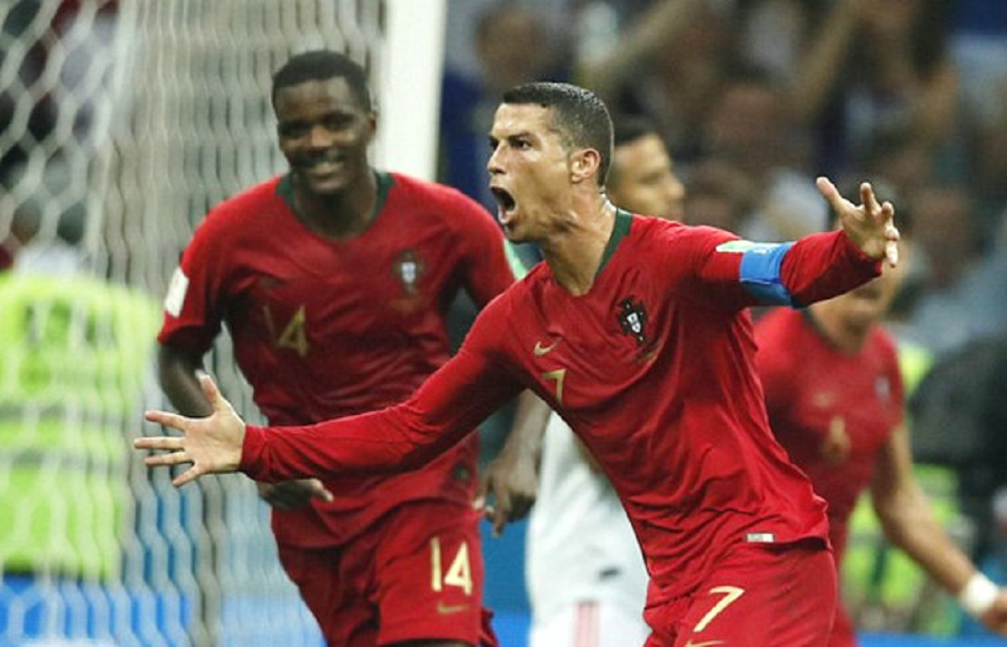 包含波兰队击败强敌，意外闯入欧洲国家联赛四强的词条