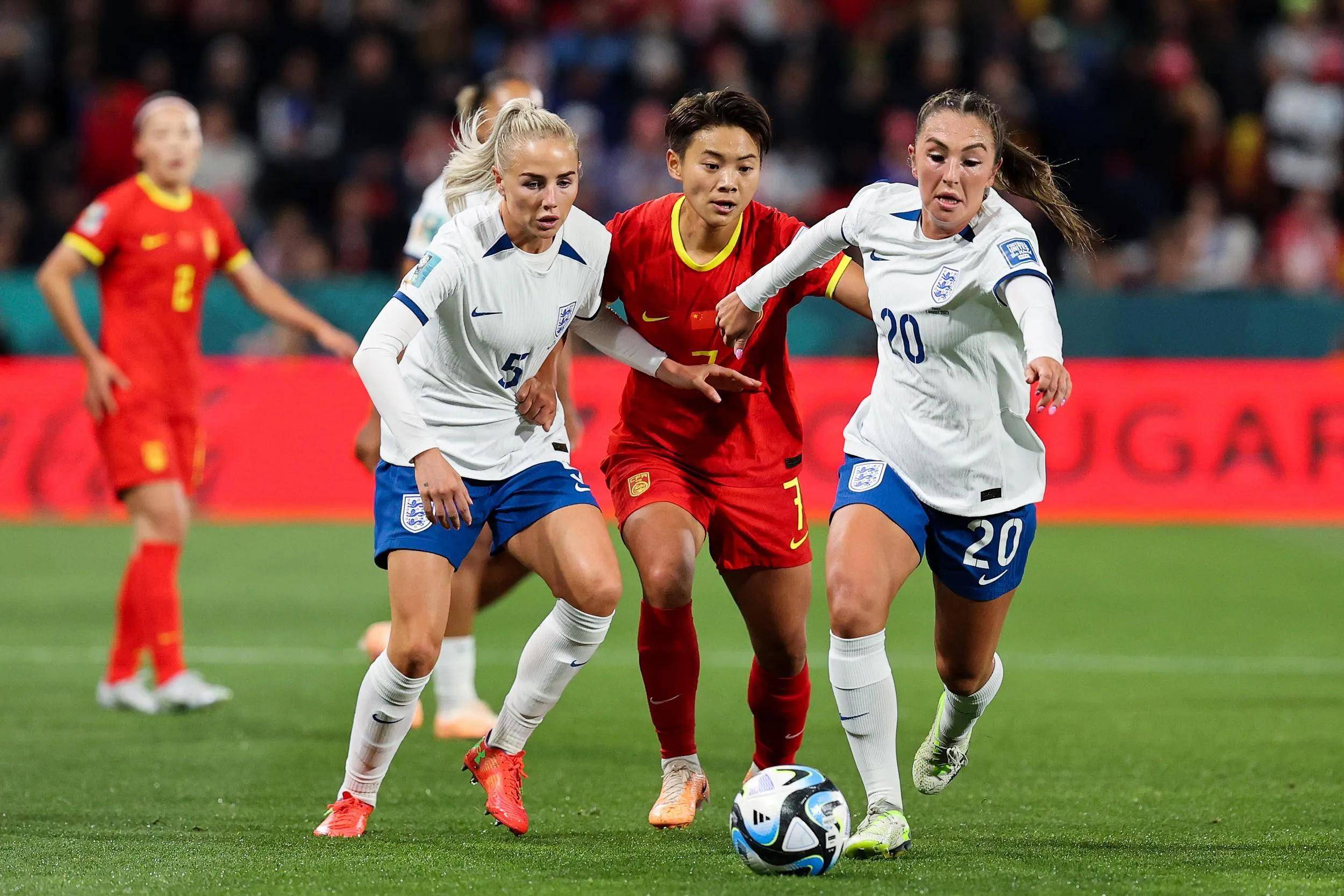 塞尔维亚女足全面战胜对手,领先晋级的简单介绍 塞尔维亚女足全面战胜对手,领先晋级的简单介绍