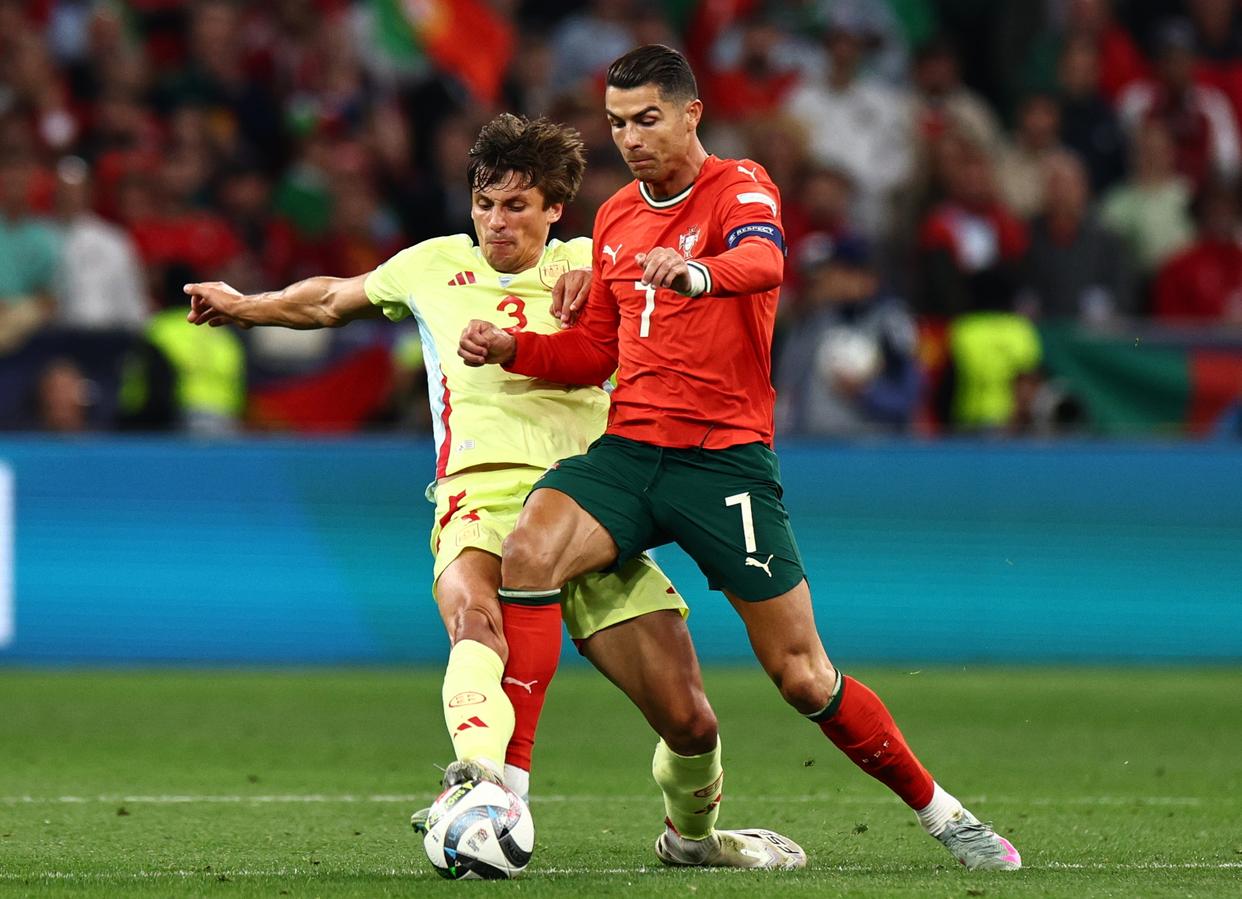 关于德国队连胜停滞，葡萄牙队连捧两冠的信息