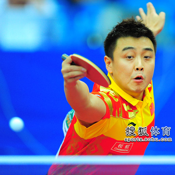 关于英格兰队轻取波兰队，王皓刷新纪录的信息