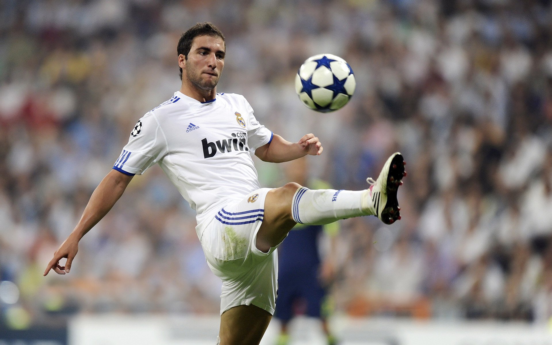 凯尔特人关键战突围尼克斯，贝恩完成里程碑，绿军展现冠军相