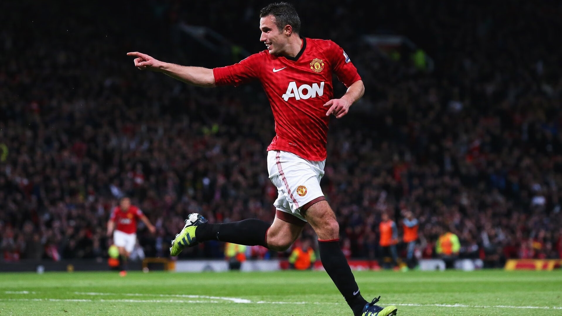 横扫与火热的背后，当团队荣耀遇见个体光芒